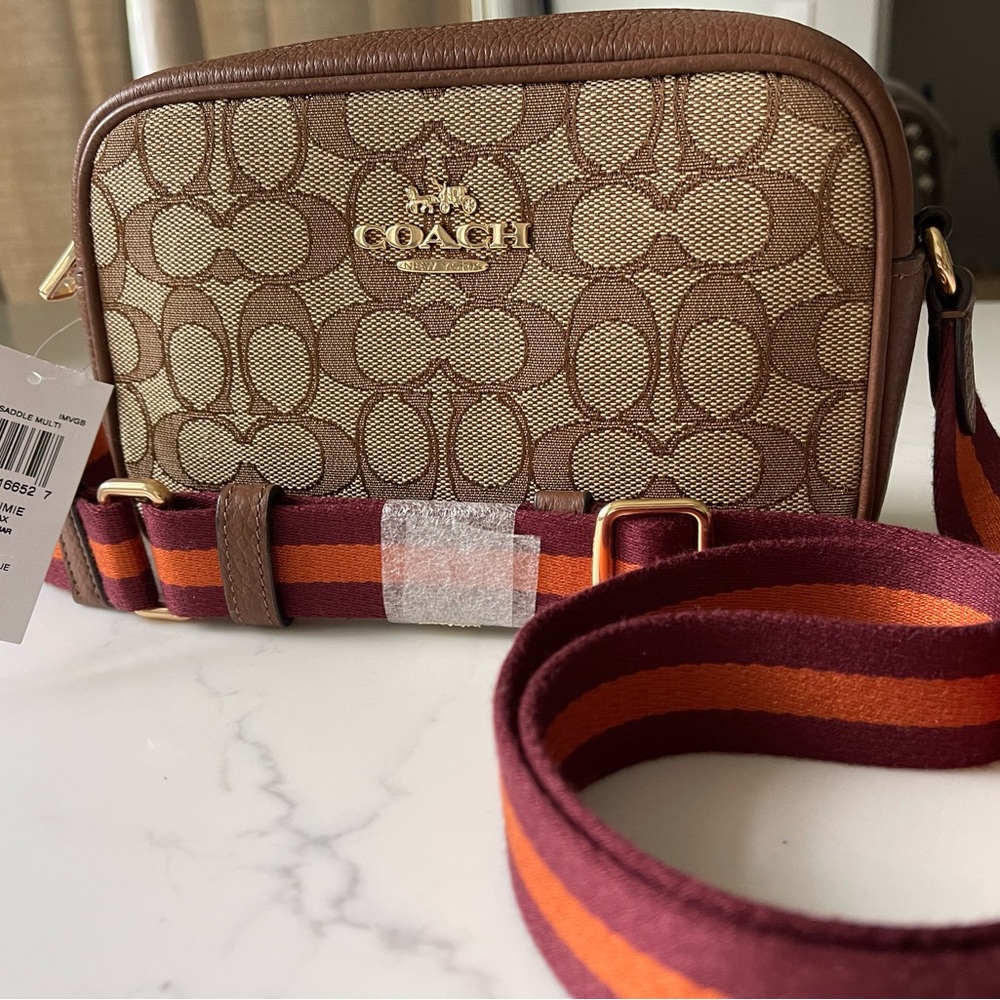 BRAND NEW Classic Coach Purse